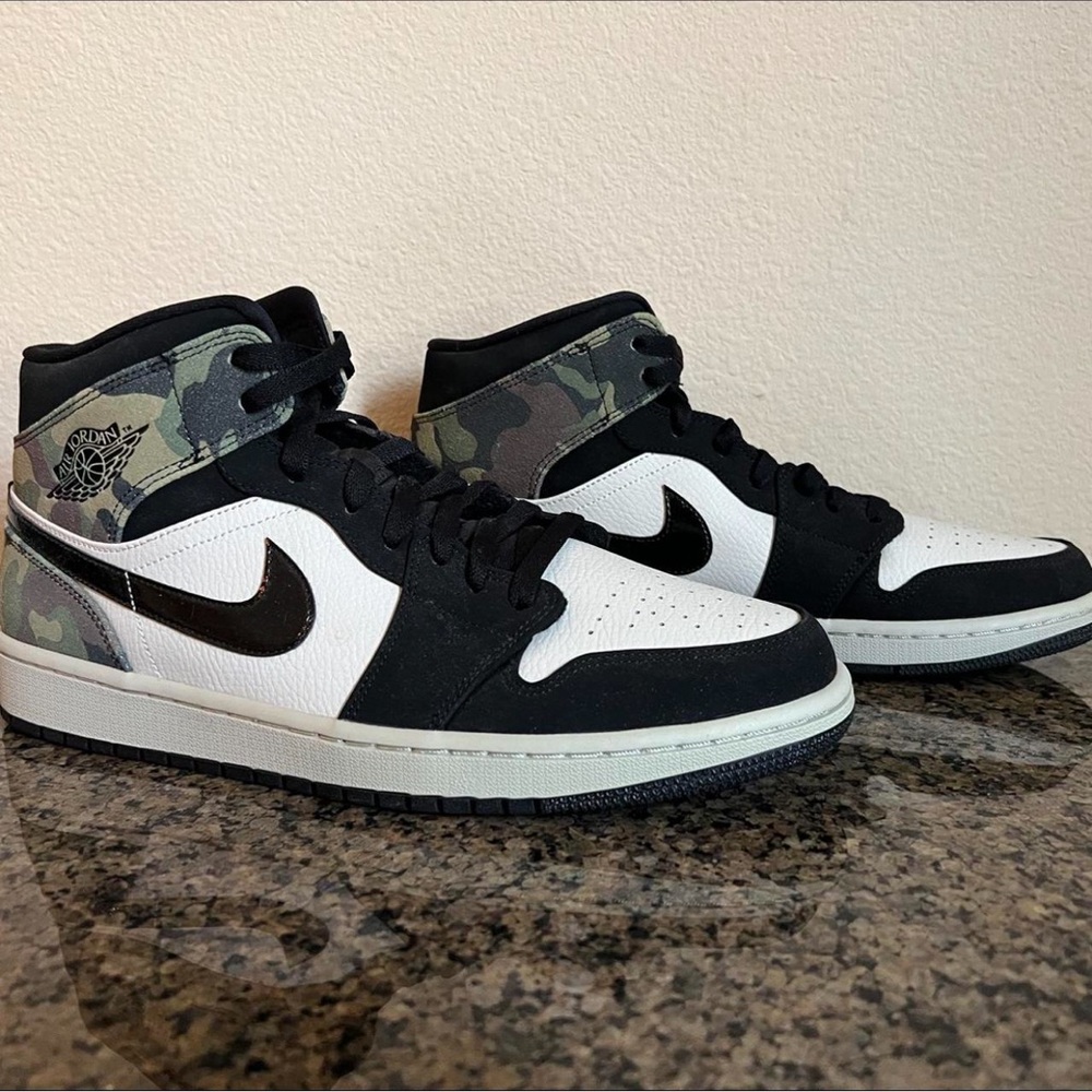 Nike Men's AIR JORDAN 1 MID 'CAMO' Sneakers